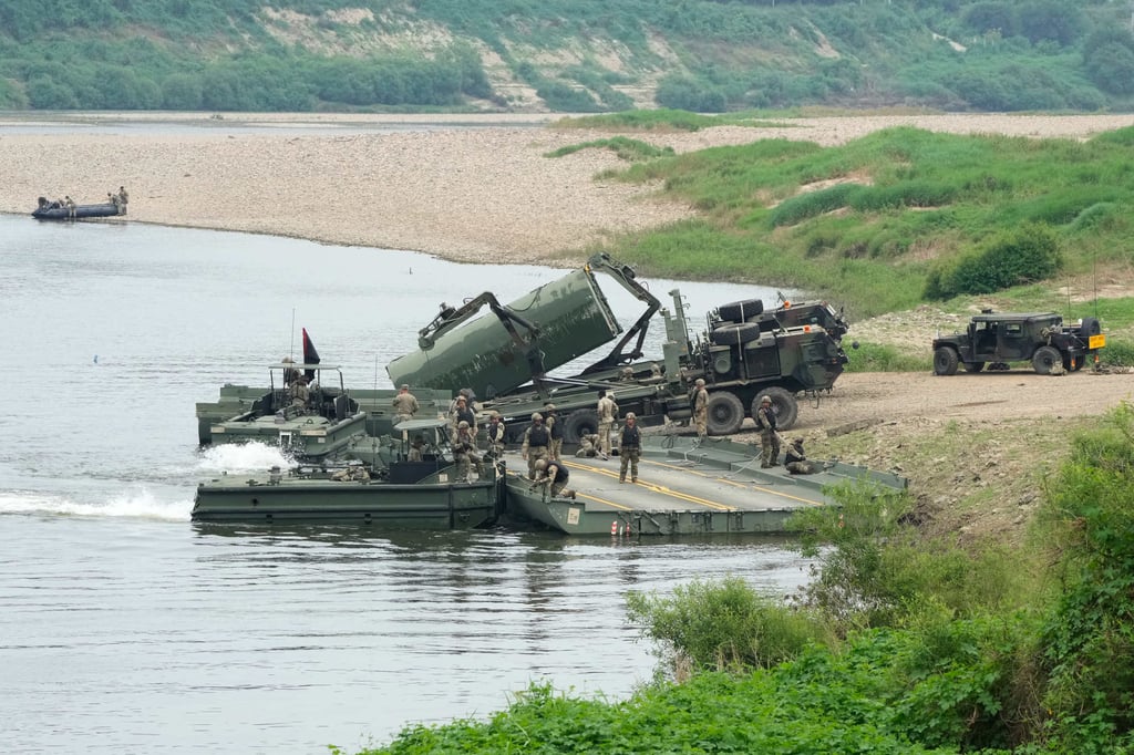US Army soldiers take part in a training exercise on a river in Yeoncheon, South Korea, near the border with North Korea on Thursday. Photo: AP US Army soldiers take part in a training exercise on a river in Yeoncheon, South Korea, near the border with North Korea on Thursday. Photo: AP