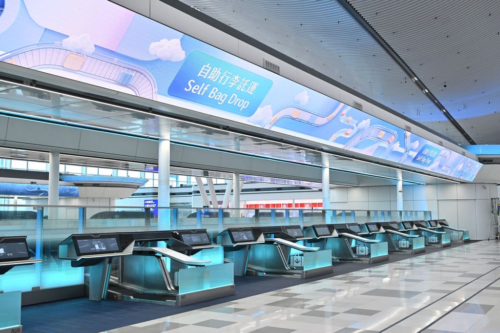 Terminal 2 offers self bag-drop machines designed with AI-powered scanning cameras as well as ergonomic, ultra-low platforms, allowing passengers to complete the baggage process with ease in just 45 seconds. Photo: Airport Authority Hong Kong Terminal 2 offers self bag-drop machines designed with AI-powered scanning cameras as well as ergonomic, ultra-low platforms, allowing passengers to complete the baggage process with ease in just 45 seconds. Photo: Airport Authority Hong Kong