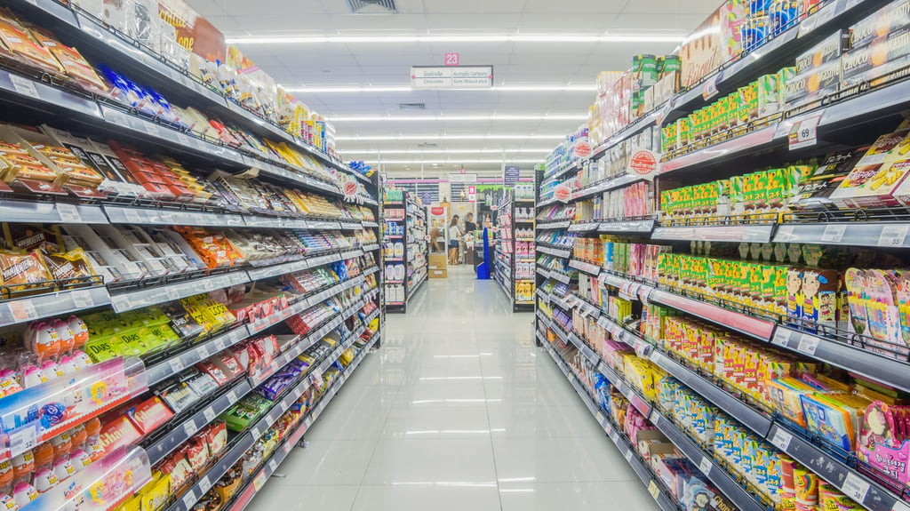 Aeon’s MaxValu chain in Thailand will close on September 30 as Thailand’s Central Retail completes a deal, rebranding all 30 branches as Tops. Photo: Shutterstock Aeon’s MaxValu chain in Thailand will close on September 30 as Thailand’s Central Retail completes a deal, rebranding all 30 branches as Tops. Photo: Shutterstock