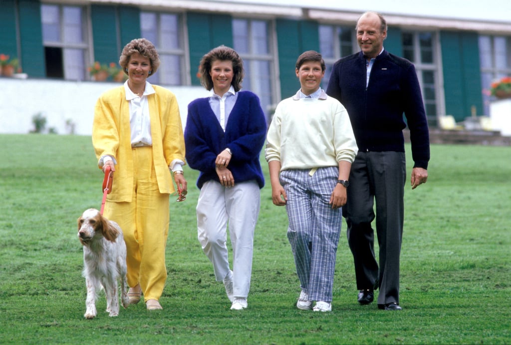 A young Haakon in 1987 with his family. Photo: NTB/Bjorn Sigurdson via Reuters A young Haakon in 1987 with his family. Photo: NTB/Bjorn Sigurdson via Reuters