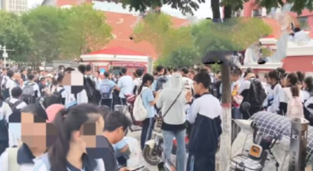 Viral footage captures rows of barred students and bewildered parents, with some families frantically arranging last-minute haircuts. Photo: Guancha Viral footage captures rows of barred students and bewildered parents, with some families frantically arranging last-minute haircuts. Photo: Guancha