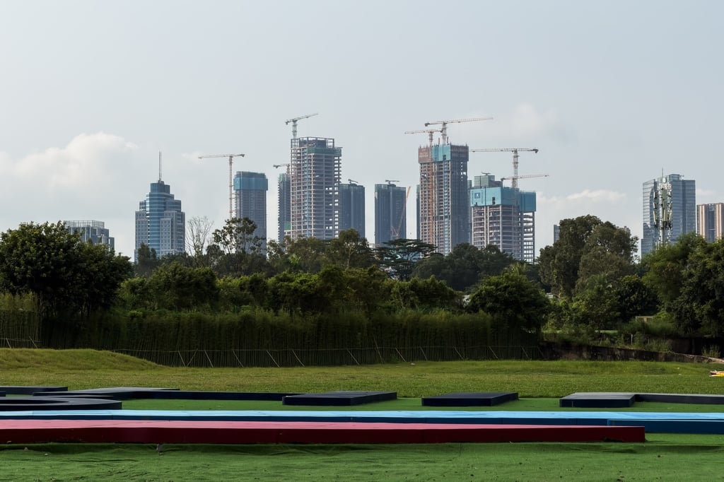 High-rise buildings under construction in Shenzhen, August 7, 2026. Photo: Getty Images