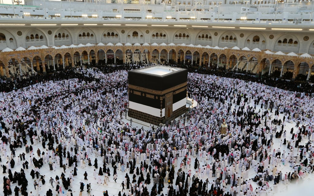 Muslim pilgrims circle the Kaaba, the holiest site in Islam, in Mecca on June 5, 2025. Photo: EPA-EFE Muslim pilgrims circle the Kaaba, the holiest site in Islam, in Mecca on June 5, 2025. Photo: EPA-EFE