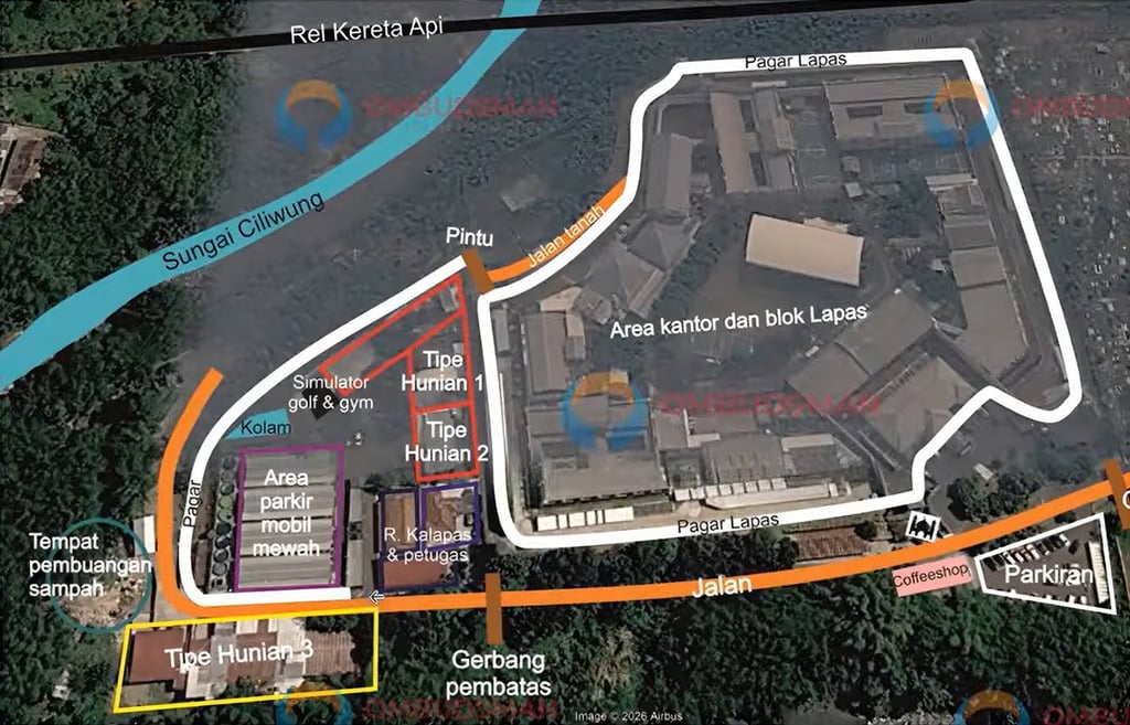 An annotated aerial view of Cibinong Prison, showing what the Ombudsman characterised as a VIP compound, complete with a golf simulator and a gym, to the left of the image. Photo: YouTube/OmbudsmanRI137