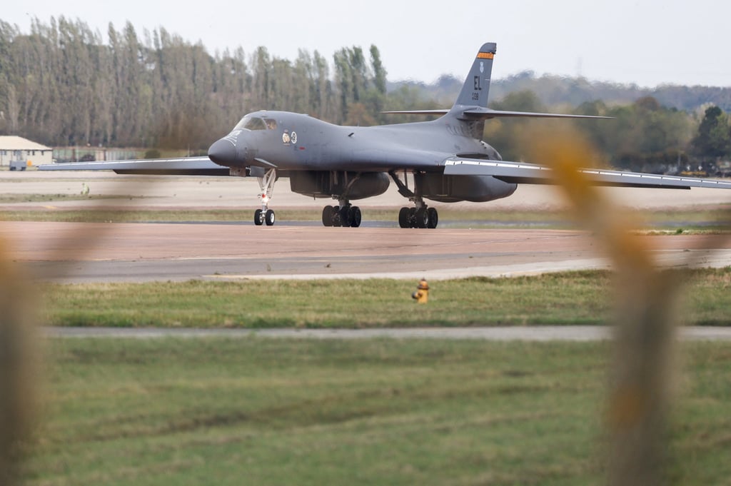 A B‑1B Lancer bomber arrives at RAF Fairford airbase in Gloucestershire, Britain, on Tuesday. Photo: Reuters