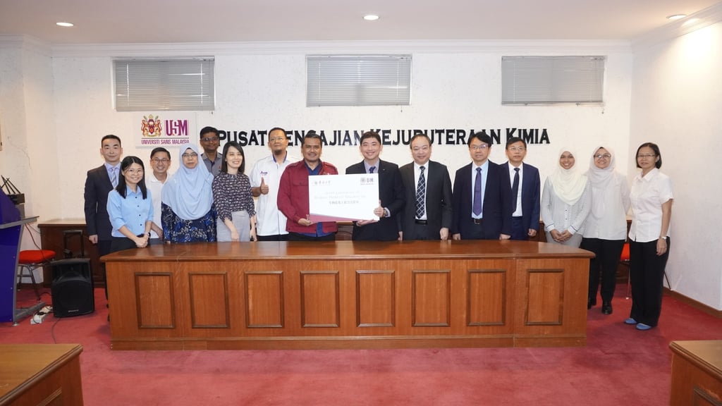 The Universiti Sains Malaysia school of chemical engineering’s collaboration with China’s Huaqiao University was strengthened with a high-level visit in January by a delegation that included professor Ahmad Zuhairi Abdullah, pictured wearing a red jacket. Photo: Handout
