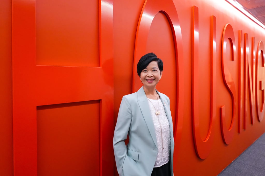 Winnie Ho has revealed that 90.6 per cent of Wang Fuk Court owners had returned signed letters accepting the government’s buy-back offer. Photo: Dickson Lee Winnie Ho has revealed that 90.6 per cent of Wang Fuk Court owners had returned signed letters accepting the government’s buy-back offer. Photo: Dickson Lee