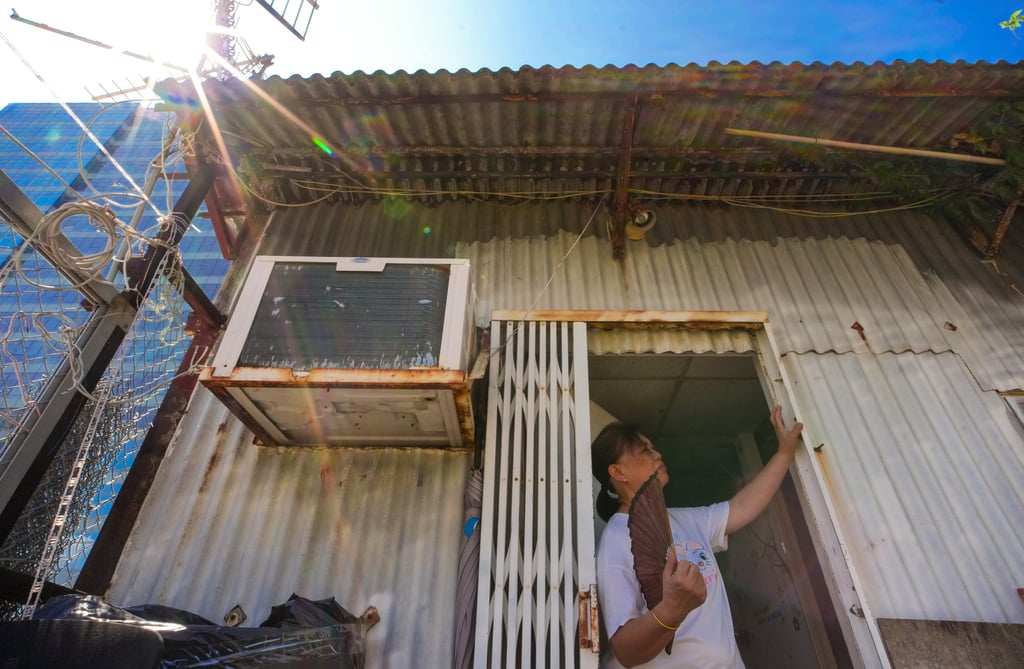 Periods of extreme heat cause distress to low-income residents. Photo: Dickson Lee Periods of extreme heat cause distress to low-income residents. Photo: Dickson Lee