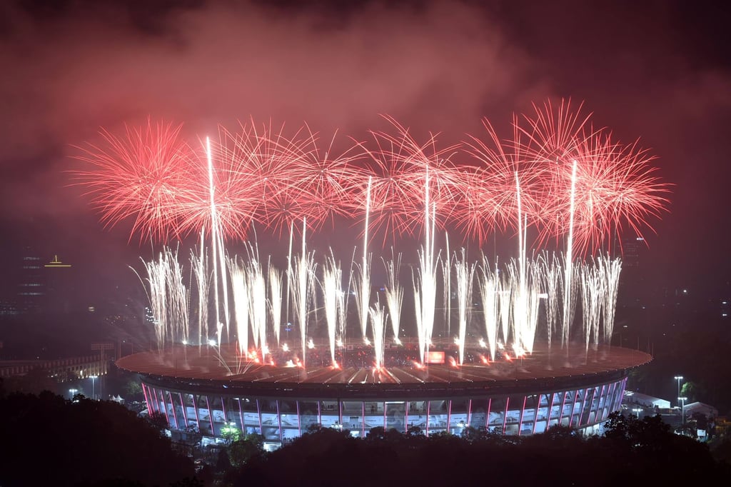 Fireworks explode over the Gelora Bung Karno stadium in Jakarta during the closing ceremony of the 2018 Asian Games. Photo: AFP
