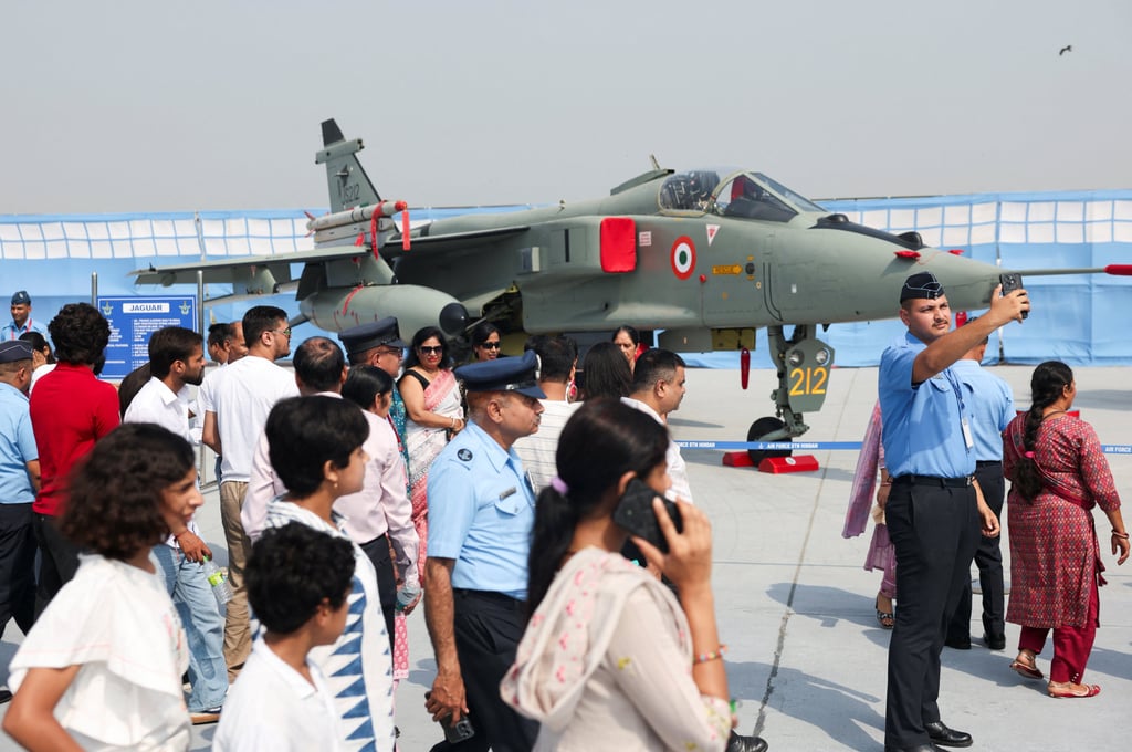 People look at a Jaguar fighter jet during the 94th Indian Air Force Day parade in Ghaziabad on October 8. Photo: Reuters