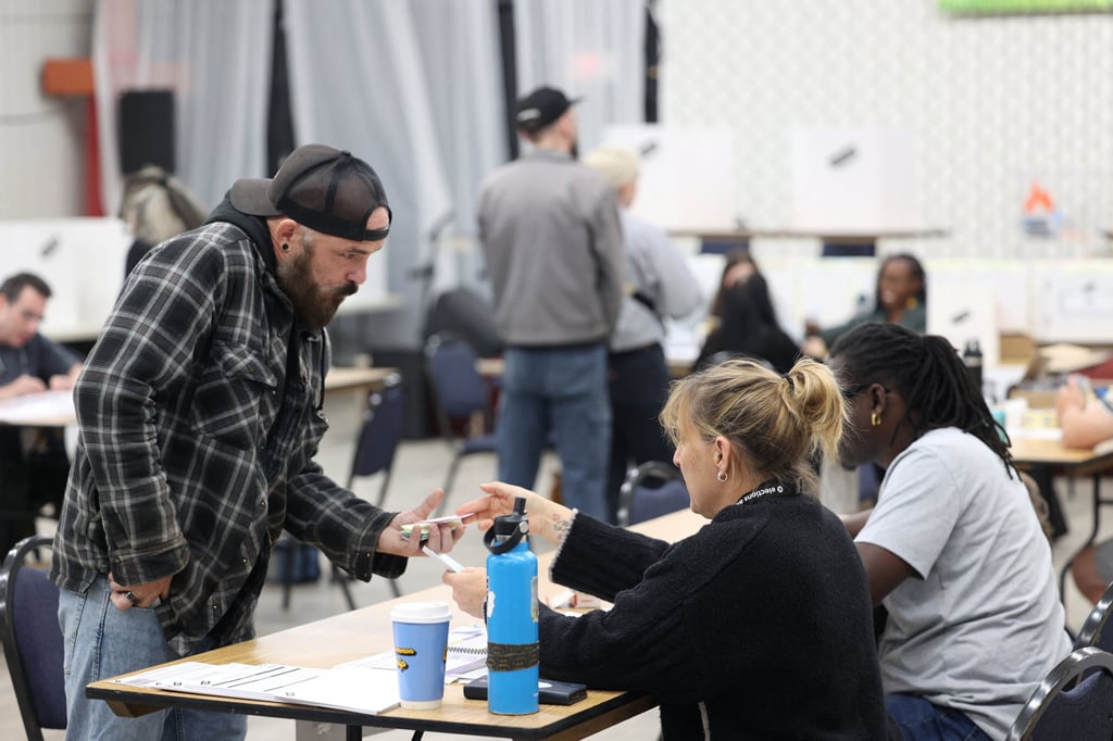 A voting station in Calgary, Alberta, Canada on Monday. Photo: Reuters A voting station in Calgary, Alberta, Canada on Monday. Photo: Reuters