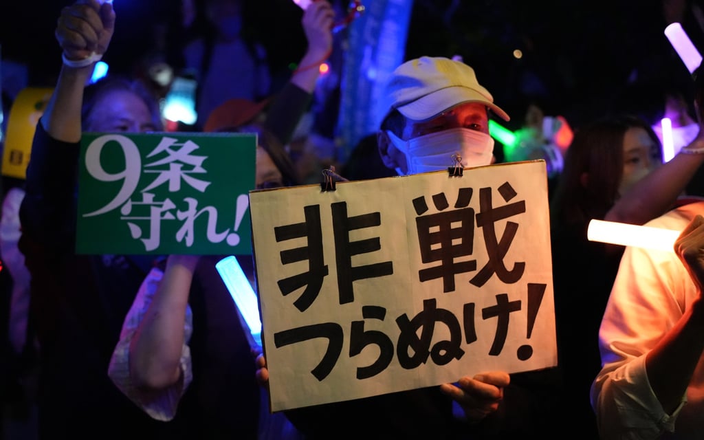 Protesters rally in front of the National Diet in Tokyo on Monday to oppose the military buildup and constitutional revision drive of Prime Minister Sanae Takaichi’s government. Photo: Xinhua