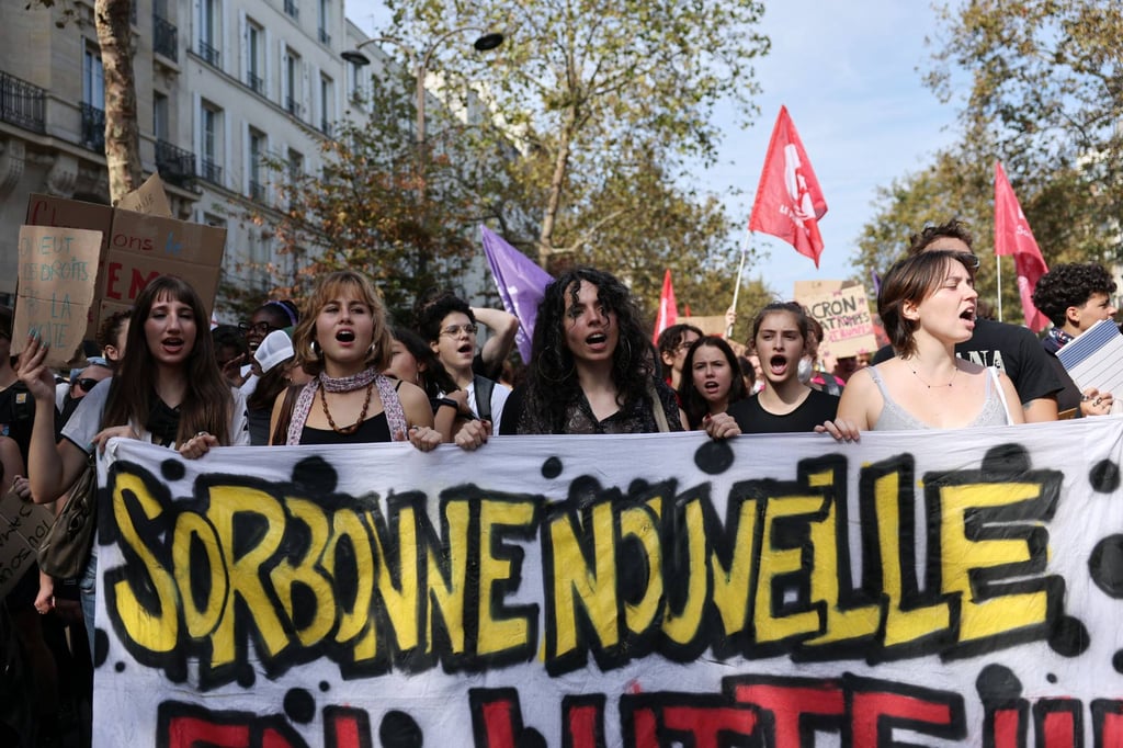 Students at Sorbonne Nouvelle University march in a rally in Paris on September 29. Photo: AFP