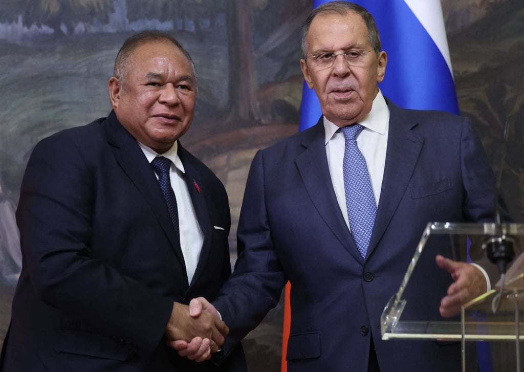 Russian Foreign Minister Sergei Lavrov (right) and East Timor’s Foreign Minister Bendito dos Santos Freitas hold a joint press conference following their talks in Moscow on October 6. Photo: AFP