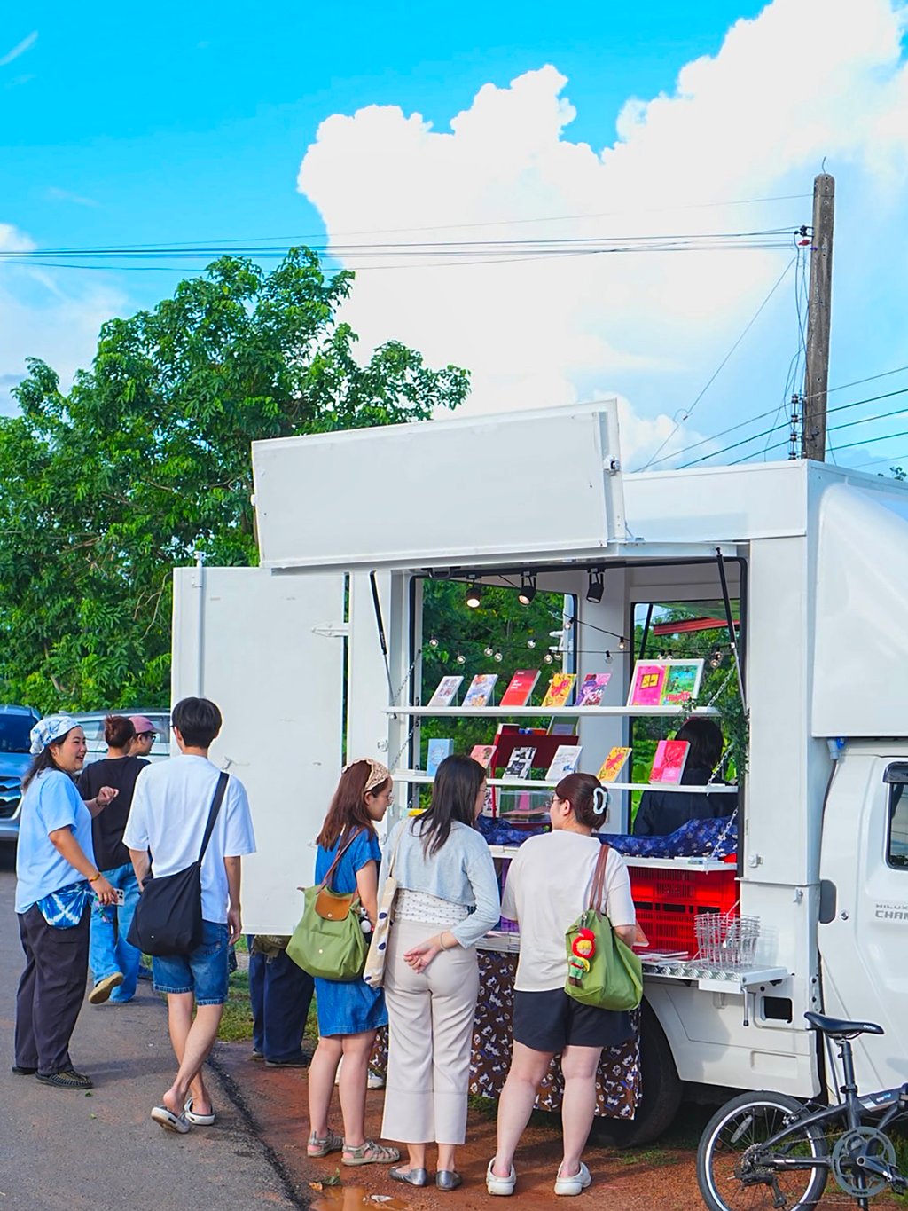 The Somelee book truck in Nong Khai province, Thailand in June. Photo: Instagram/somelee_booktruck