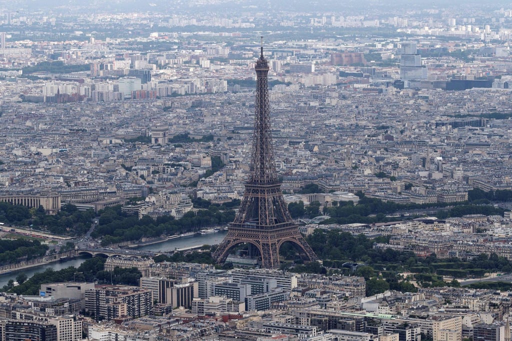 Commercial and residential areas in Paris. Photo: AFP