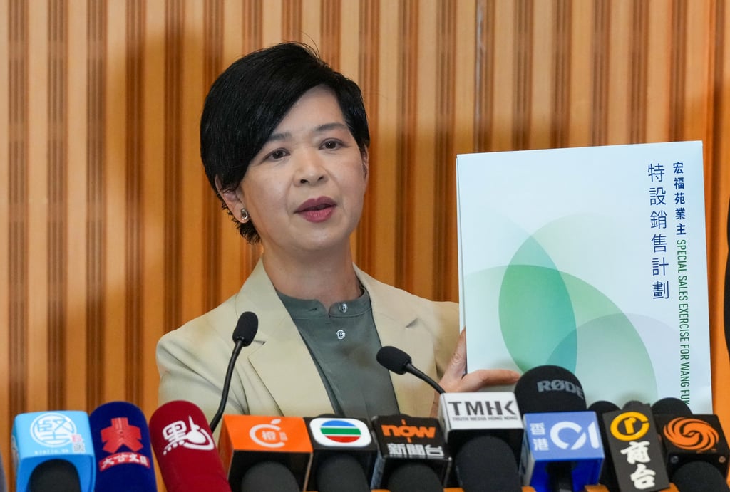 Former housing secretary Winnie Ho was the sole minister held politically accountable for Wang Fuk Court failings. Photo: Jelly Tse