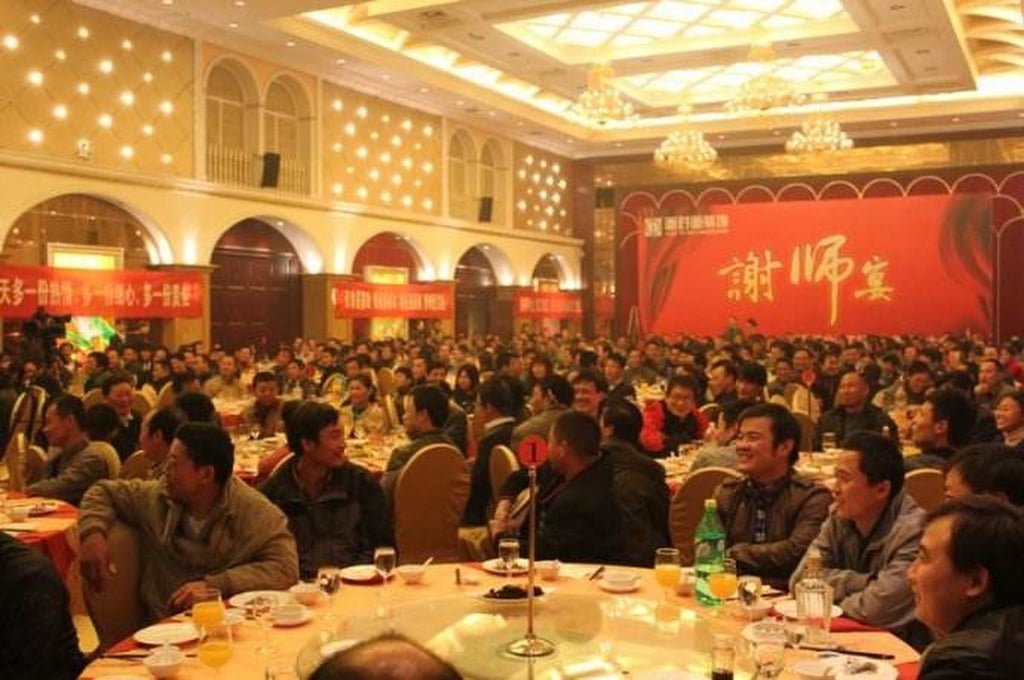 In modern times, students carry on this tradition of honouring their educators by hosting appreciation banquets in their honour. Photo: Sohu In modern times, students carry on this tradition of honouring their educators by hosting appreciation banquets in their honour. Photo: Sohu