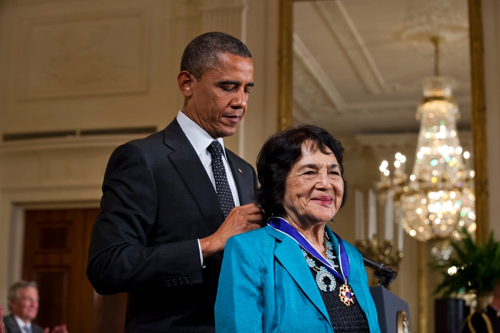 US President Barack Obama awards the Medal of Freedom to Dolores Huerta at the White House in May 2012. Photo: EPA