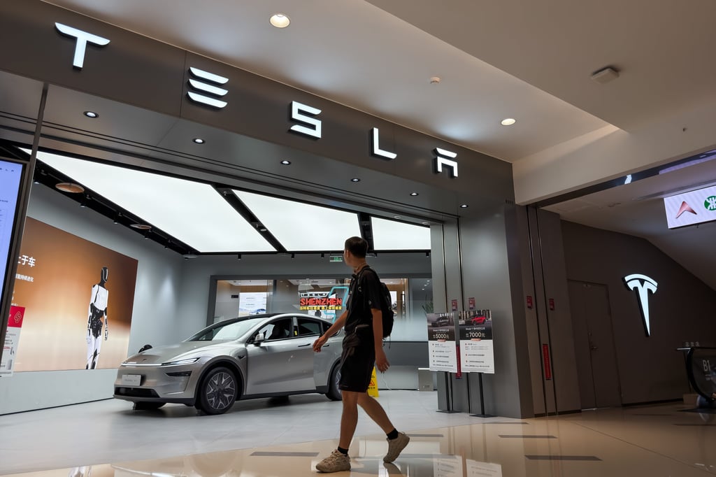 Lately, the “zero-cost living” trend has reached car showrooms, where savvy youth book test drives just to score freebies and lottery entries. Photo: Cheng Xin/Getty Images