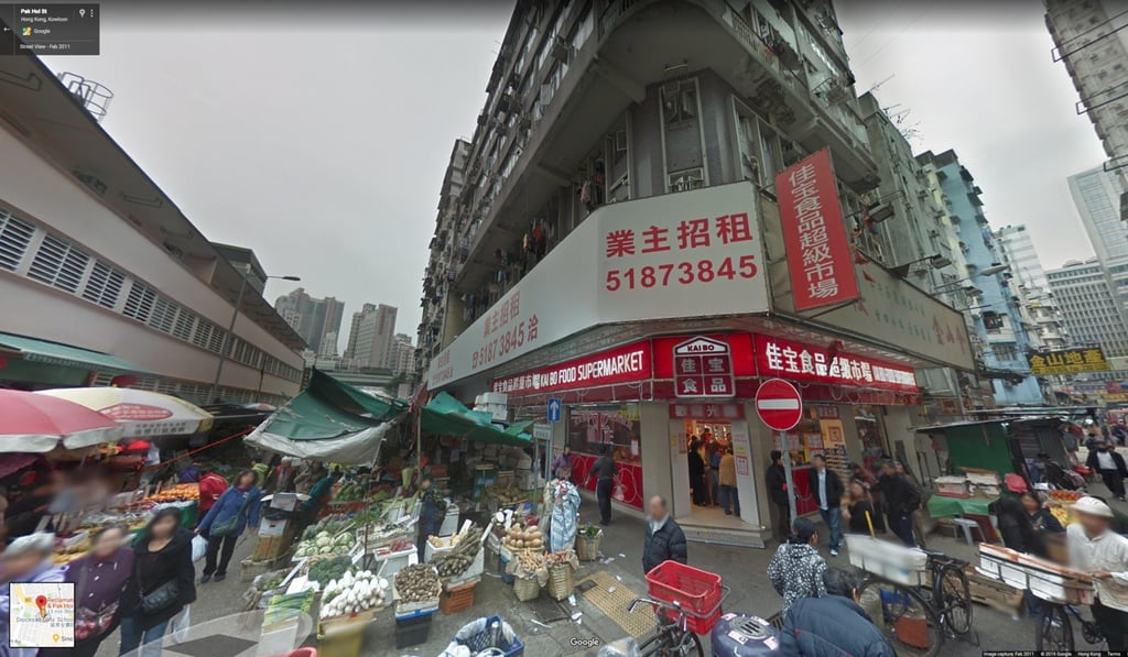Officers spotted the man shortly before he dashed into Kai Bo Food Supermarket at the junction of Reclamation Street and Pak Hoi Street. Photo: Google Maps