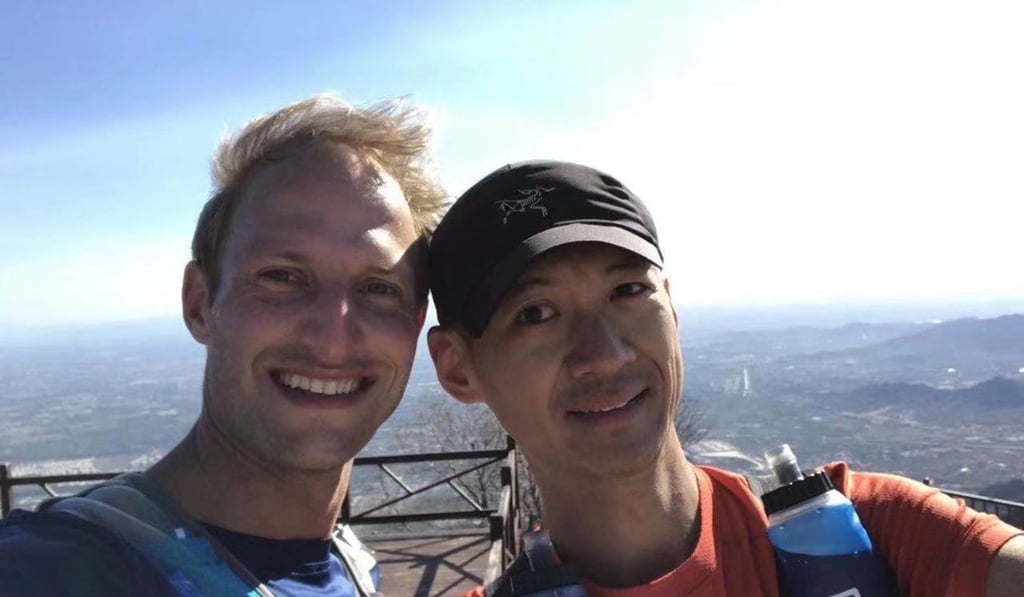 Jonas Thurig and fellow Heyrunner Zhao Xiaozhao.