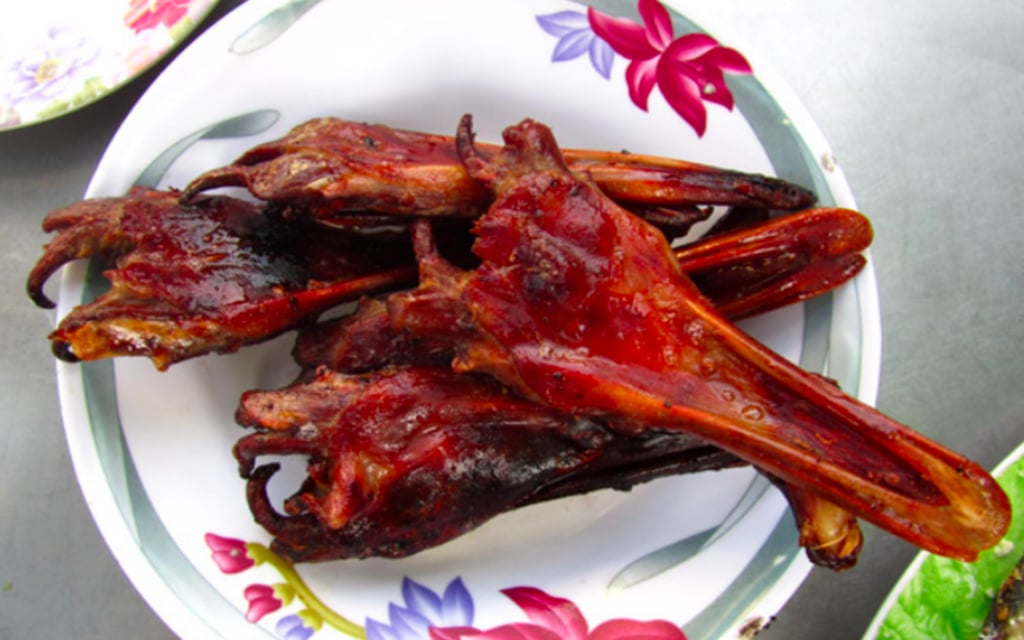 Deep-fried duck beaks Deep-fried duck beaks