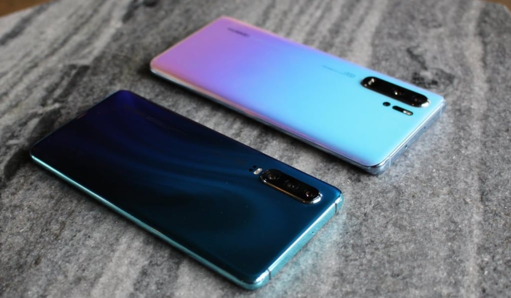 Huawei P30 Pro 本体 グラデーション Huawei's P30 Pro catches the millennial eye – with 4 rear cameras