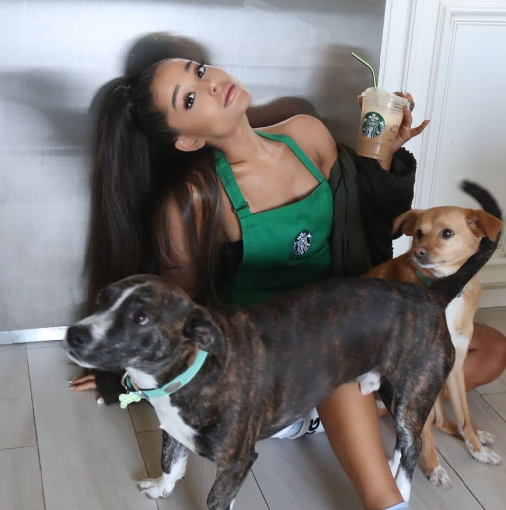 Photo: @arianagrande Twitter