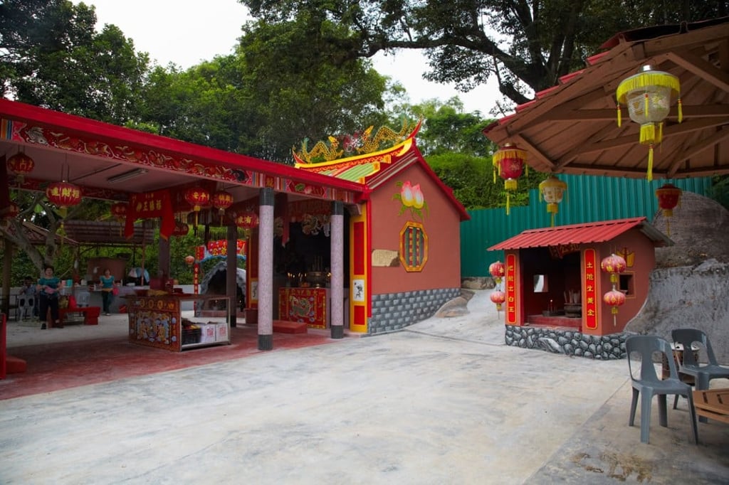 The colourful Fo Shan Ting Da Bo Gong Temple. Photo: Alamy