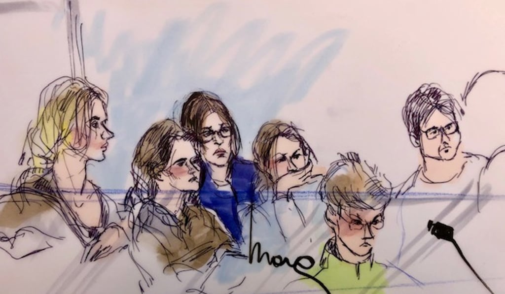 Actor Felicity Huffman (third from left) appears in this court sketch along with businesswoman Jane Buckingham (left) and USC women's soccer assistant soccer coach Laura Janke (second left) on March 12, 2019. Photo: Reuters