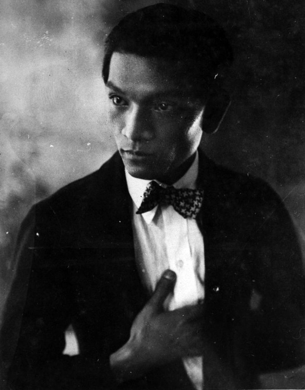 A portrait of Chan taken in the 1940s by the popular local photographer Peter Long. A portrait of Chan taken in the 1940s by the popular local photographer Peter Long.
