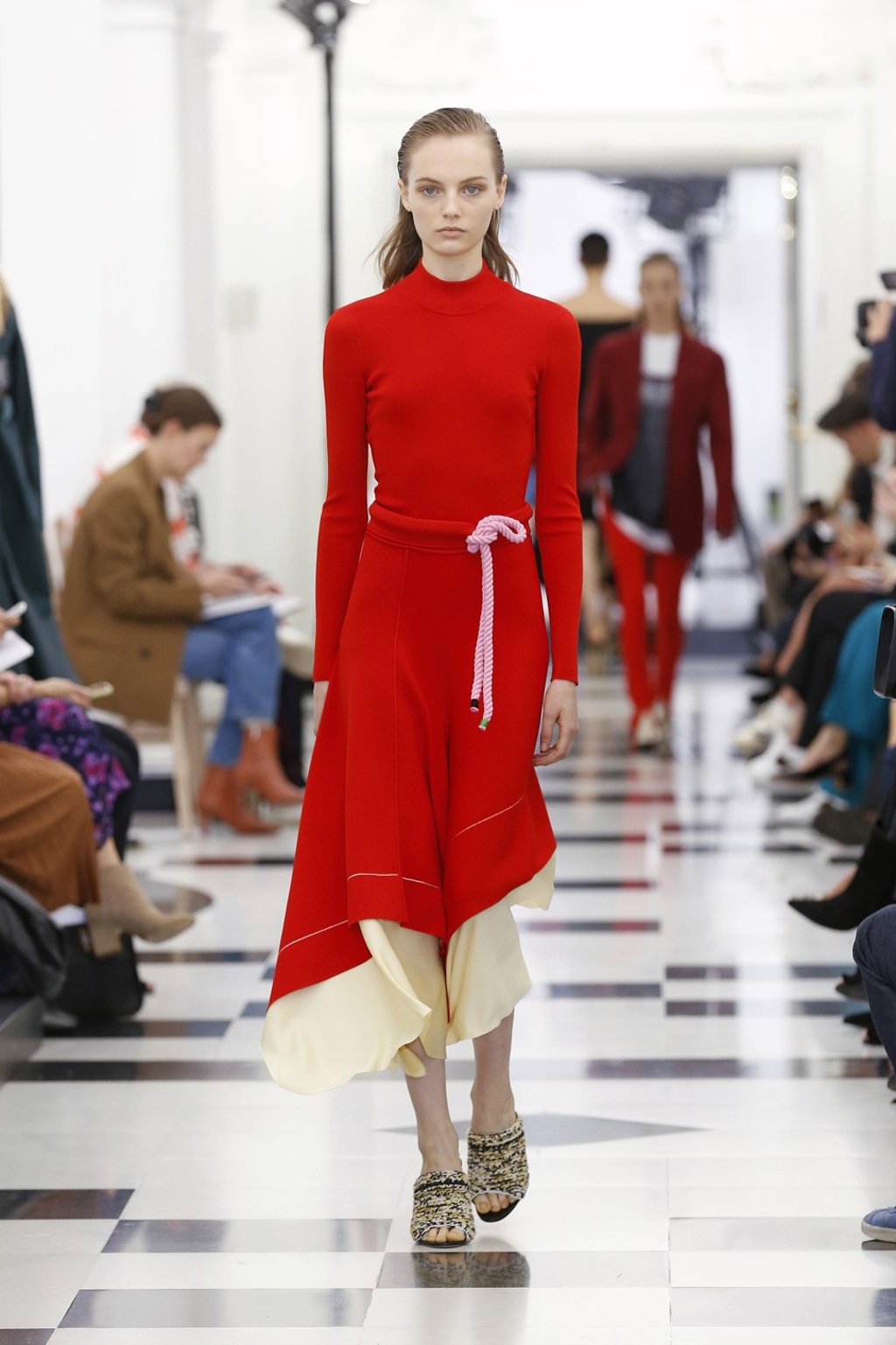 Victoria beckham style 2019 2025