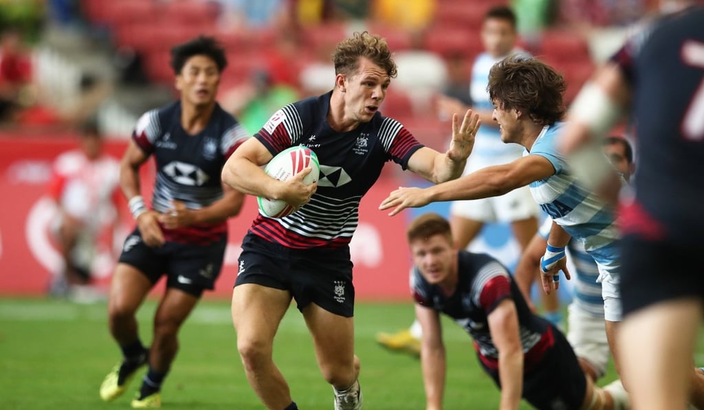Seb Brien makes a move against Argentina. Photo: HKRU