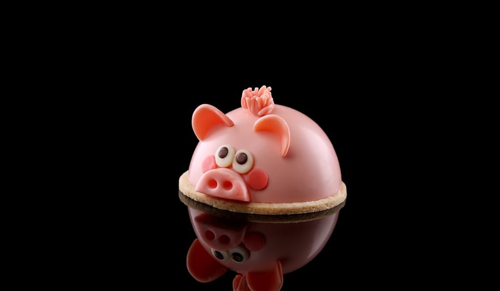 Coco, the cafe and patisserie shop in The Mira Hong Kong has some fun farm animals to celebrate Easter. Coco, the cafe and patisserie shop in The Mira Hong Kong has some fun farm animals to celebrate Easter.