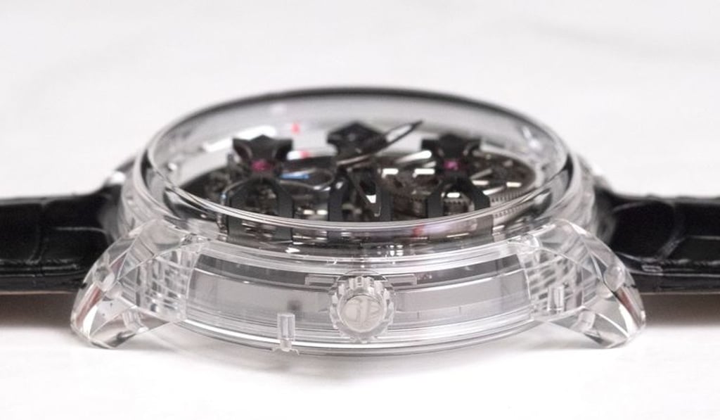 While it is a gorgeous timepiece, the Quasar’s the only drawback is legibility. Photo: Hodinkee While it is a gorgeous timepiece, the Quasar’s the only drawback is legibility. Photo: Hodinkee