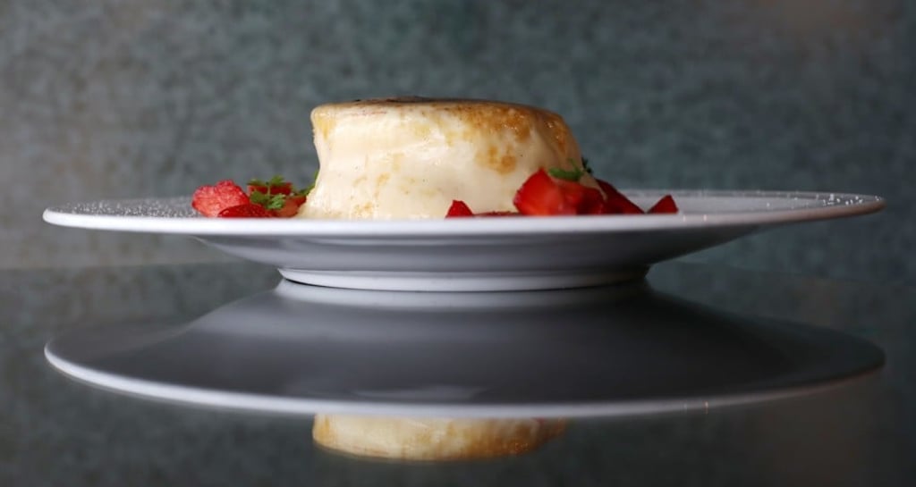 Chef Wins Hung Chi-yin’s crème brûlée soufflé pancake. Photo: Xiaomei Chen