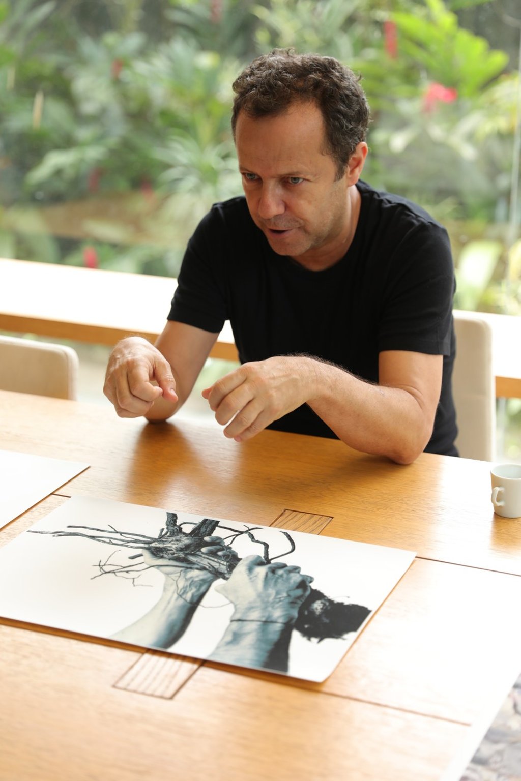 Brazilian artist Vik Muniz discusses his collaboration with Maison Ruinart.