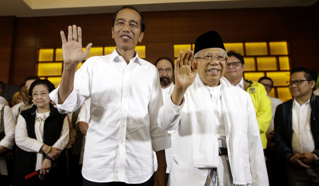 Indonesian President Joko Widodo, left, and his running mate Ma'ruf Amin. Photo: AP Photo