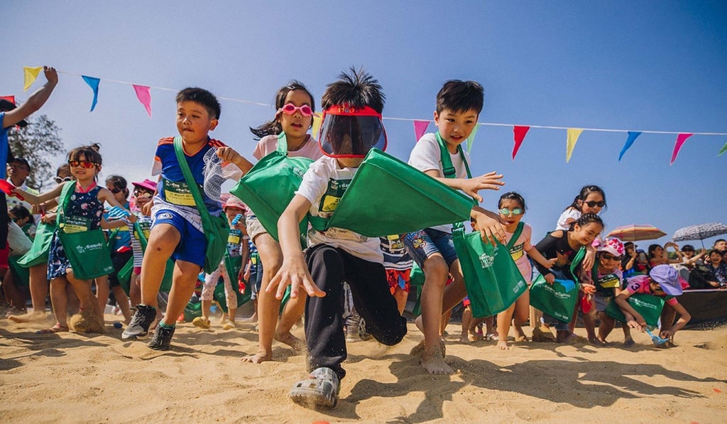 Discovery Bay’s Easter egg hunt on the beach.