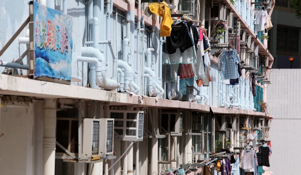 The exterior of apartment blocks in the Yue Kwong Chuen estate, in Aberdeen, Hong Kong, with laundry hanging out to dry. Photo: Felix Wong