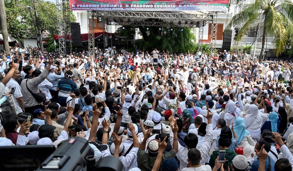 Prabowo Subianto delivers a speech to supporters who gathered outside his home after Friday prayers in Jakarta. Photo: AFP