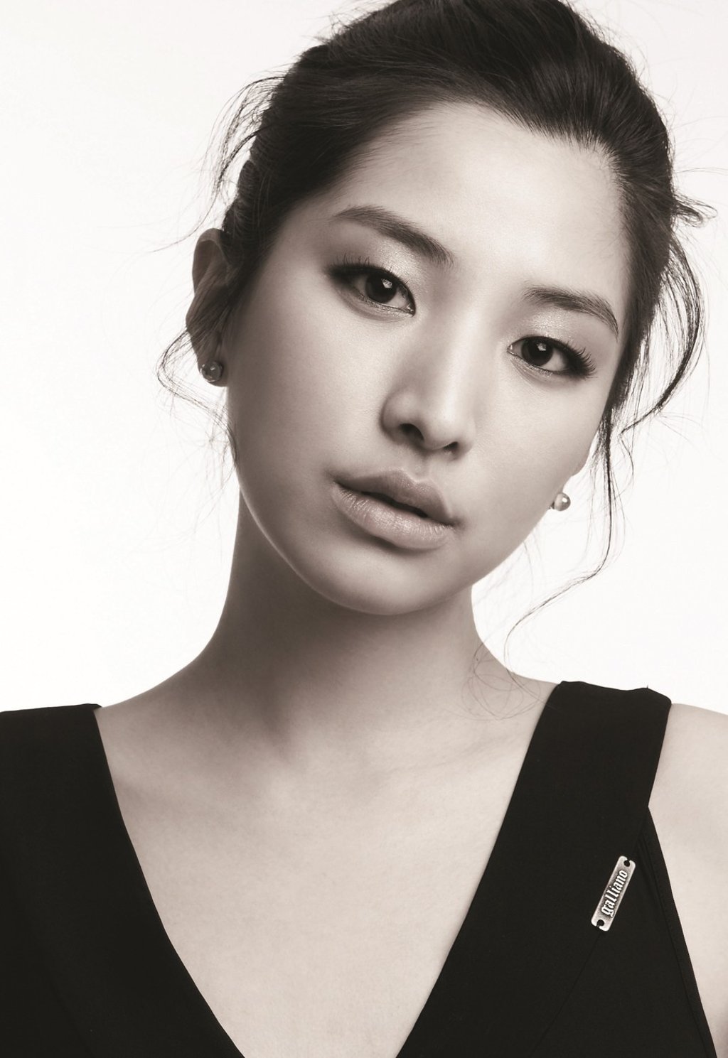 Hwang Ha-na has already been arrested on related charges.