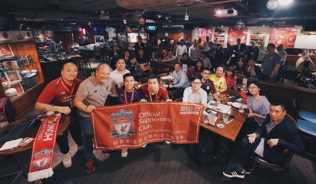 Liverpool chief executive Peter Moore meets supporters’ clubs in the city. Photo: Twitter/@PeterMooreLFC