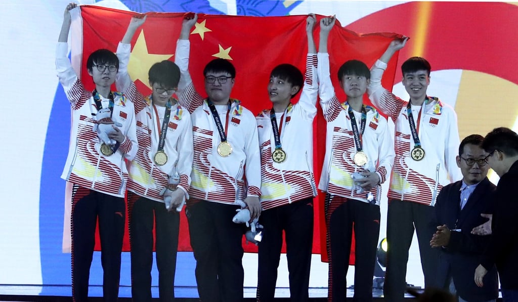The victorious China League of Legends team at the 2018 Asian Games in Jakarta. Photo: EPA