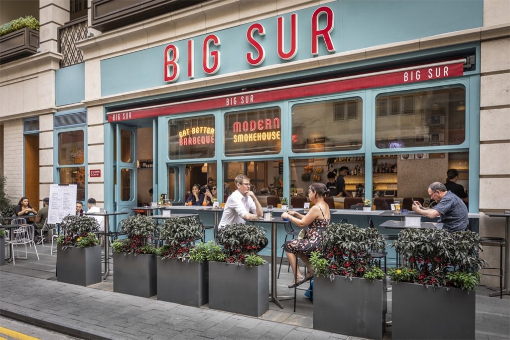 Big Sur in SoHo is a modern smokehouse barbecue restaurant which is perfect for family gatherings.