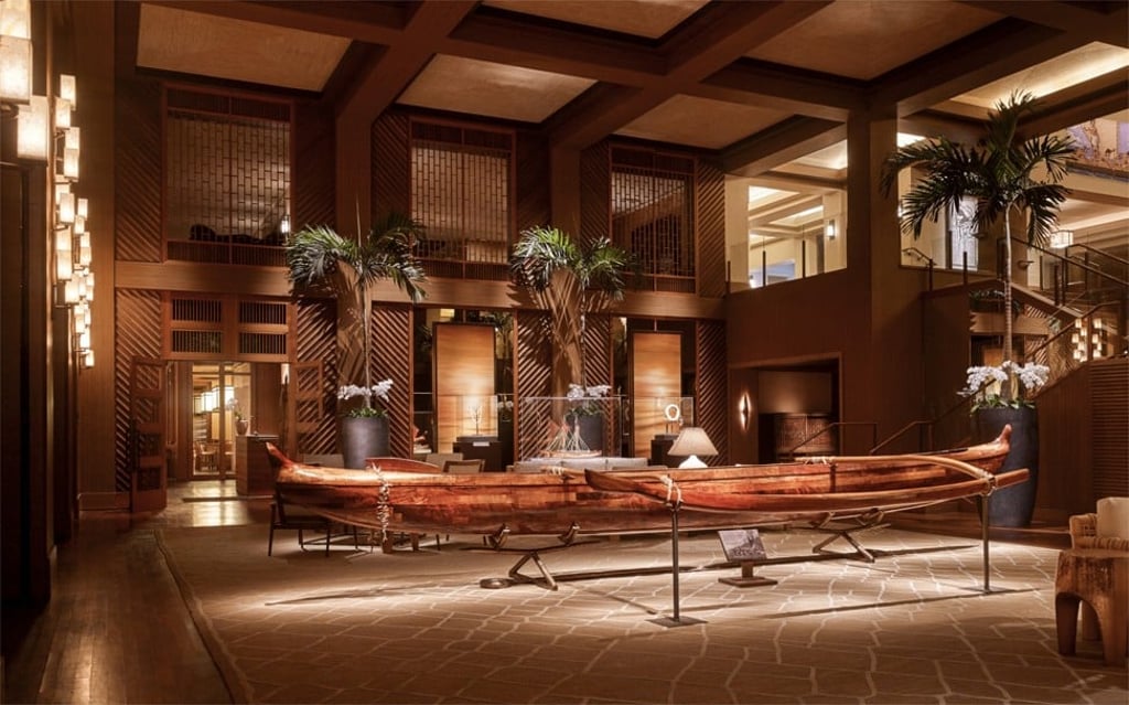 The lower lobby contains a 19th-century Koa Hawaiian outrigger canoe. The lower lobby contains a 19th-century Koa Hawaiian outrigger canoe.
