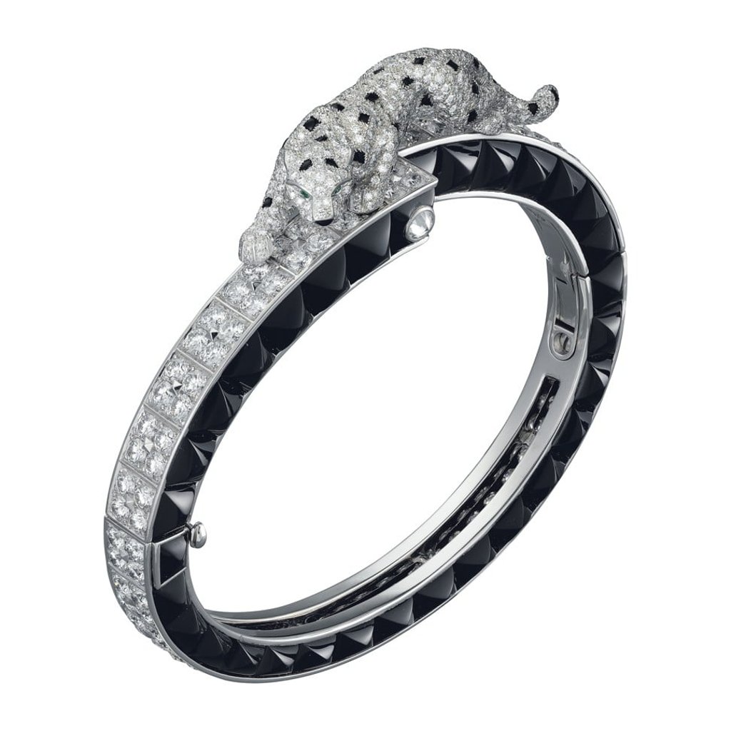 The Panthère de Cartier bracelet is famously associated with Wallis Simpson, the Duchess of Windsor. The Panthère de Cartier bracelet is famously associated with Wallis Simpson, the Duchess of Windsor.