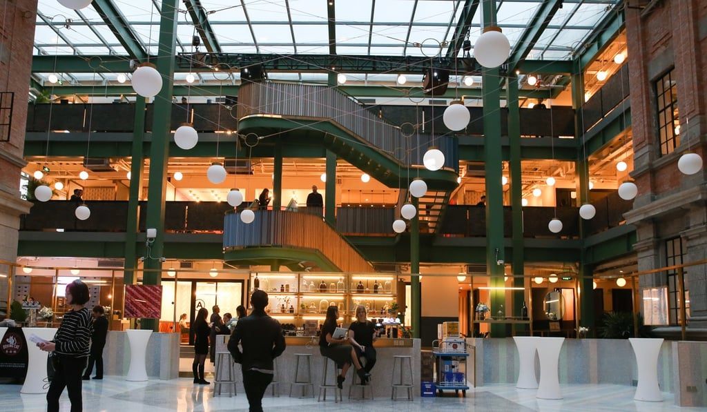 The lobby of a flagship branch of WeWork in Shanghai. The shared workspace is located in a British style building with a history of nearly 100 years. Photo: Xinhua