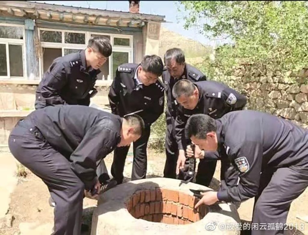 Police say they became suspicious because the well is so easy to escape from.Photo: Weibo Police say they became suspicious because the well is so easy to escape from.Photo: Weibo